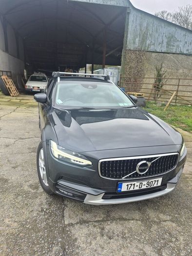 Volvo V90  cross country 2.0l D5 engine AWD