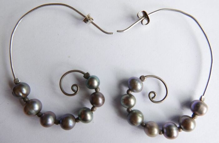 Vintage 925 Sterling Silver and dark pearl swirl earrings