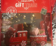 Christmas present train