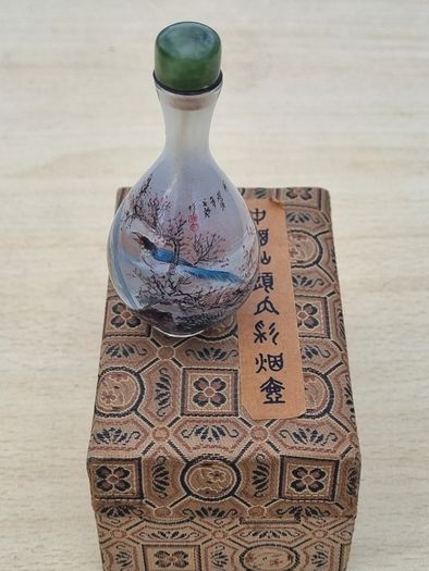 Chinese snuff bottle