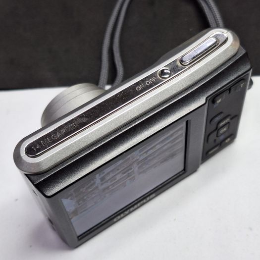 Olympus X-42 Used Digital Compact Zoom Camera - 3 Months Warranty