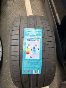2x new tyres 275/35ZR19
