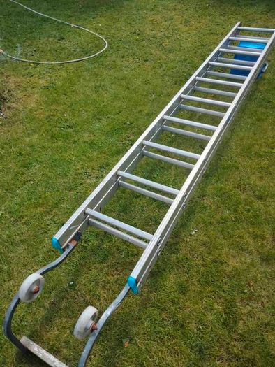 Roof Ladder