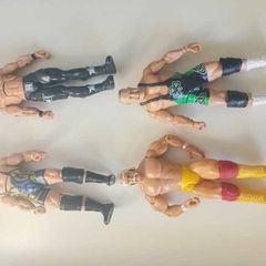 WWE Action Figures Bundle  4 Figures 2000