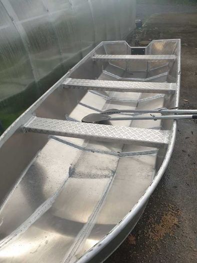 Aluminum 13ft fishing boat