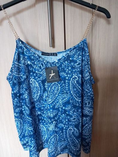Three Ladies chain stap vest tops
