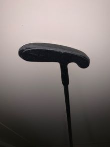 Non branded black putter golf club