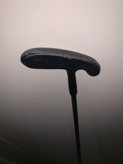 Non branded black putter golf club