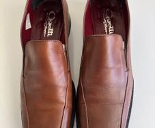 Ogetti by Carl Scarpa Tan Leather Loafers, size 39