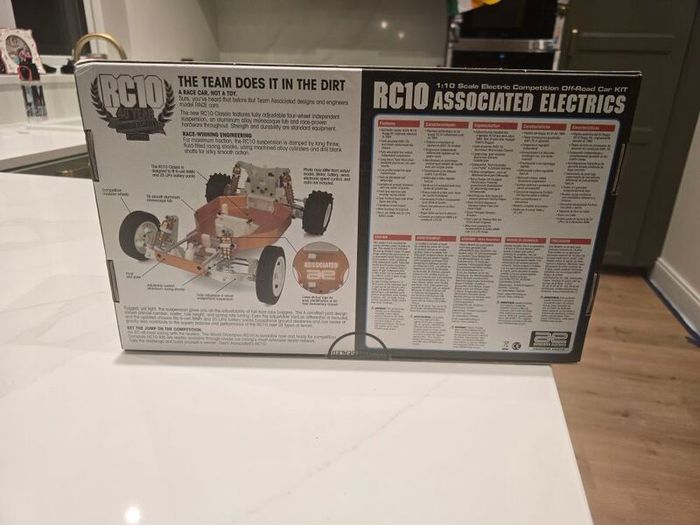 Team Associated 40th Anniversary Edition RC10