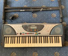 Yamaha PSR-240 61-Key Electronic Keyboard with Stand & Power Supply