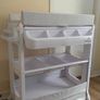 Babylo 2-in-1 Baby Bath & Changing Table Image 4