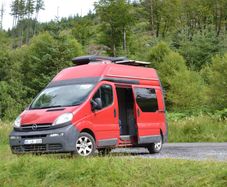 Ople Vivaro Campervan
