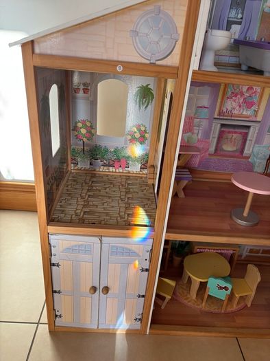 dolls house