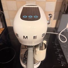 Smeg ECF01 Espresso Coffee Machine