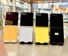 samsung Z flip 6 Brand New