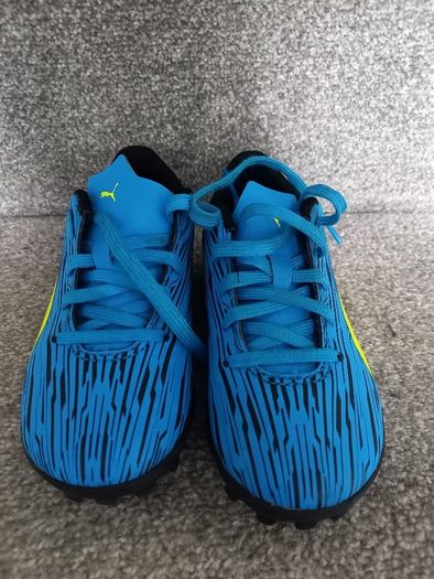 boys football shoes.UK10.EUR 28