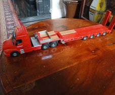 1/50 Volvo NH12-460 Prime Mover & Nooteboom 4-Axle Semi Low Loader Trailer (red