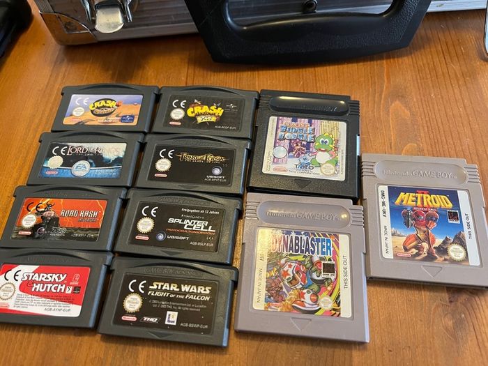 Gameboy Classic and Advance games loose