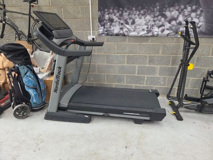 nordictrack commercial 2950 treadmill