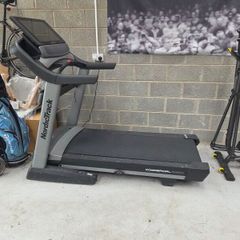 nordictrack commercial 2950 treadmill