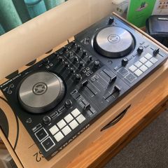 Traktor Kontrol S2
