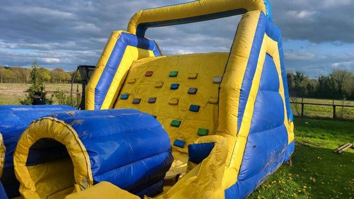 Obstacle Bouncy Castle