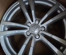 genuine Audi A3 18" 5 spoke alloys x 4