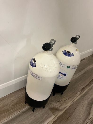 scuba cylinder