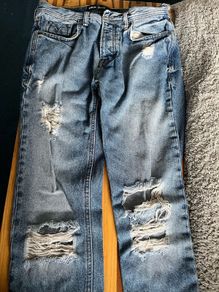 mens ripped jeans