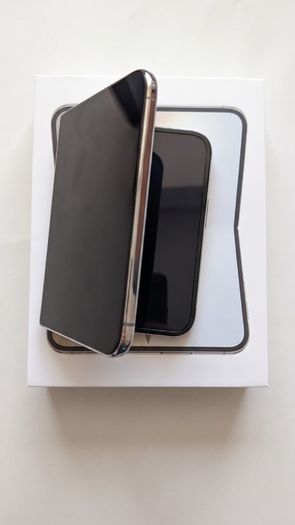 Apple iPhone Duo 512GB - Star White (Unlocked) - Open Box