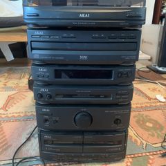 Akai Turntable Sound System