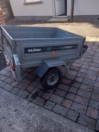 Car trailer