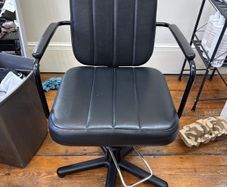 Hairdressing Chair