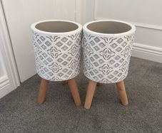 plant pots