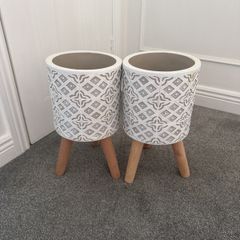 plant pots