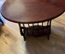 Magazine table
