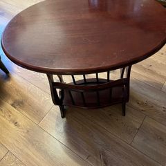 Magazine table