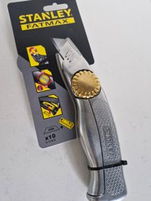 Stanley knife w/blades