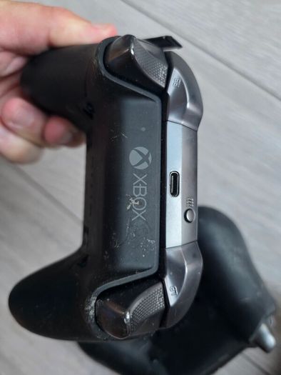 3 x Xbox Elite Series 2 Controllers (Free Post)