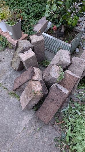 Garden kerbstones