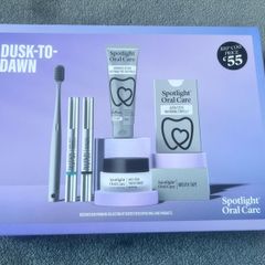 Spotlight Oral Care gift set