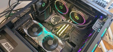 Custom gaming PC i7 16gb rtx2070 512+2tb