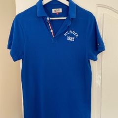 Mens Tommy Hilfiger T-Shirt Size Small
