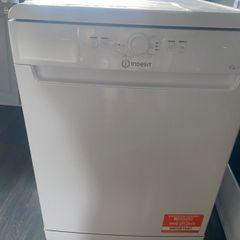 Dishwasher for sale - Indesit - as new .