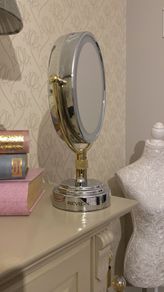 Revlon magnifying light Mirror