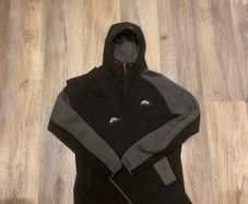 tracksuit
