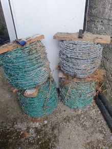 4 rolls Barbed wire 200m