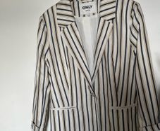 Only Tailoring Ladies striped blazer fully lined size Eur 40 - new