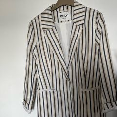 Only Tailoring Ladies striped blazer fully lined size Eur 40 - new